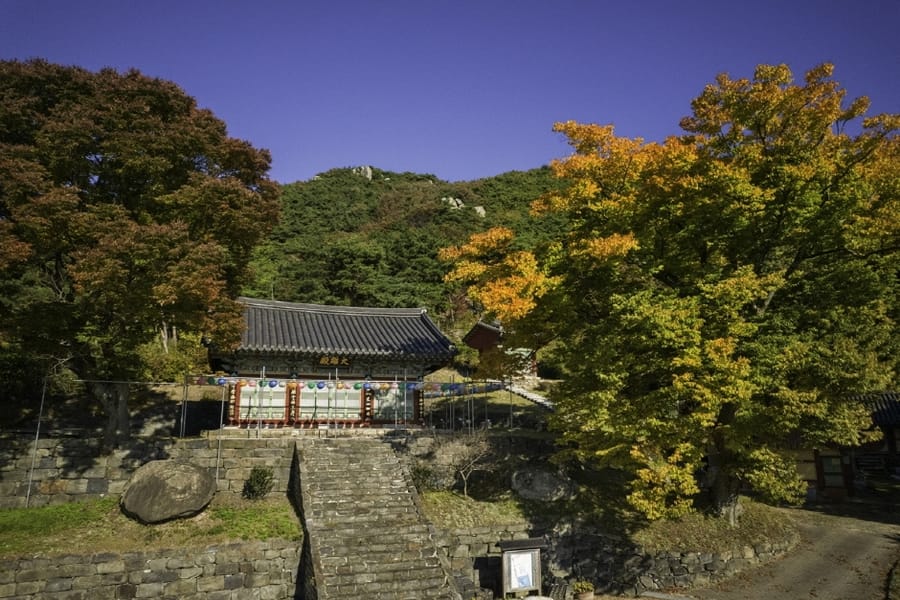 석련사