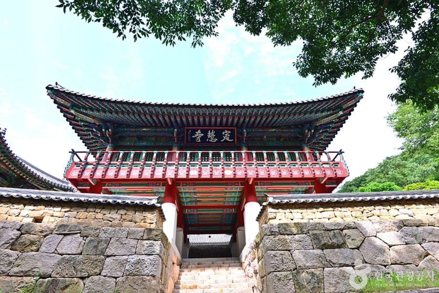 Jeonghye Temple