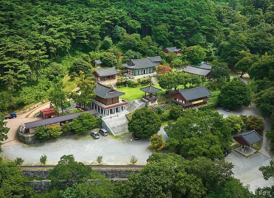 만연사