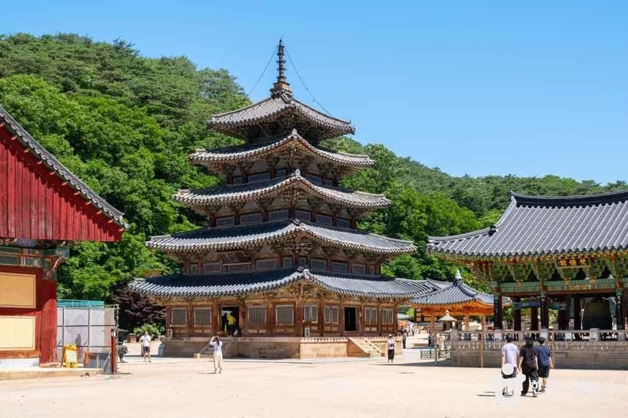 Beopjusa Temple