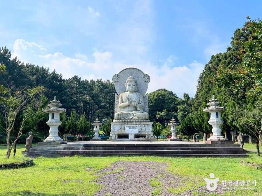 Gwaneumsa Temple (Jeju)