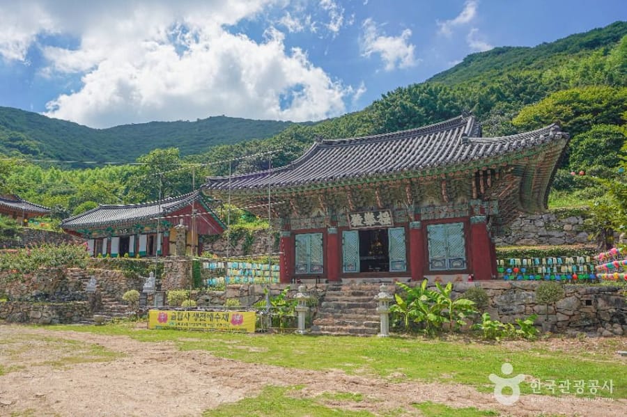 금탑사